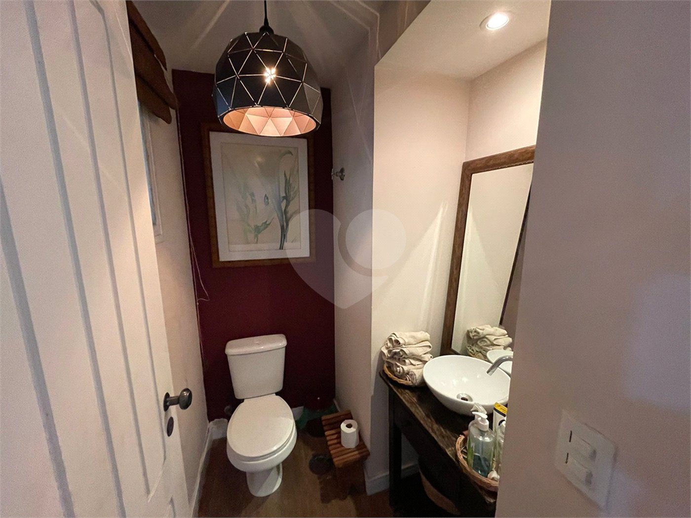 Casa à venda com 4 suítes no condomínio Fechado, São Paulo - SP