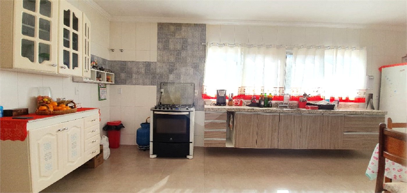 Chácara à venda com 4 quartos, sendo 1 suíte, em Vista Alegre, Vinhedo, SP