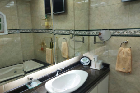 Casa à venda com 4 quartos, sendo 2 suítes, em Campo Grande, Rio de Janeiro, RJ