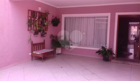 Casa à venda com 4 quartos, sendo 2 suítes,  em Vila Medeiros, São Paulo, SP