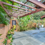 Casa à venda com 4 quartos, sendo 2 suítes, em Jardim Cordeiro, São Paulo, SP