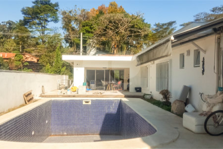 Casa à venda ou para alugar com 5 suítes em Granja Julieta, São Paulo, SP