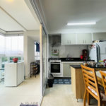 Apartamento à venda com 2 suítes em Vila Scarpelli, Santo André, SP
