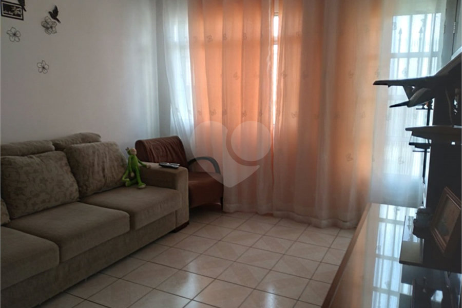 Casa à venda com 2 quartos, sendo 1 suíte, em Santana, São Paulo, SP
