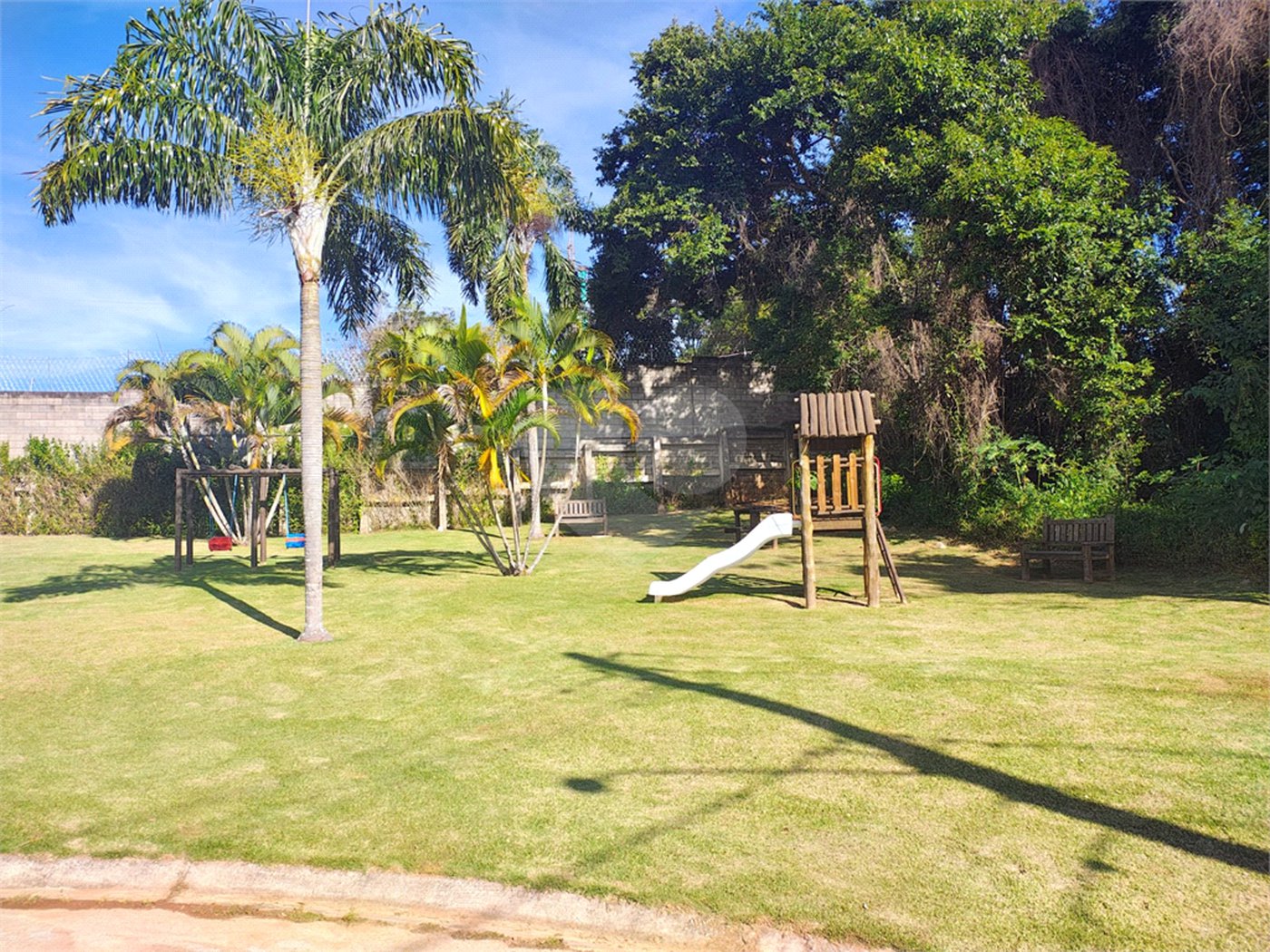 Terreno à venda no condomínio Quinta dos Lagos, Jundiaí - SP