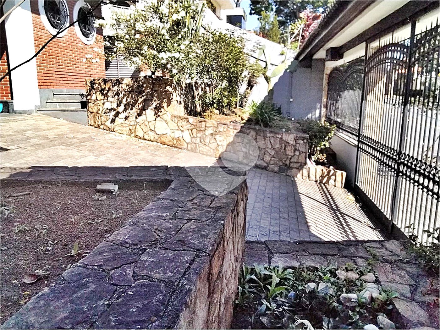 Sobrado à venda com 4 quartos, sendo 2 suítes, em Jardim São Bento, São Paulo, SP
