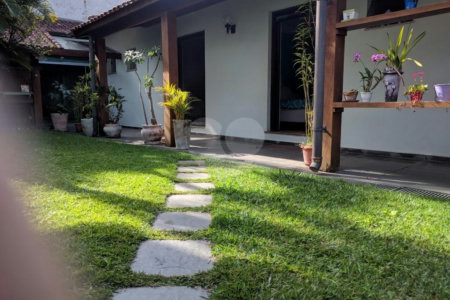 Sobrado à venda ou para alugar com 5 quartos, sendo 3 suítes, em Jardim Marajoara, São Paulo, SP