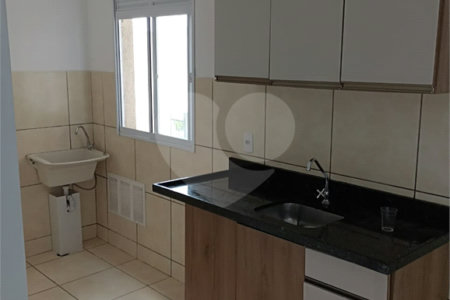 Apartamento à venda com 2 quartos em Lageado, Cotia, SP
