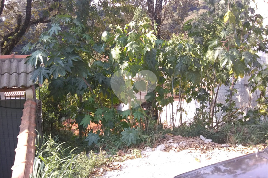 Casa à venda com 3 quartos, sendo 2 suítes, no condomínio Alpes da Cantareira, Mairiporã - SP