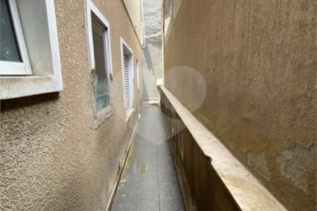 Sobrado à venda com 5 quartos em Santa Maria, Osasco, SP
