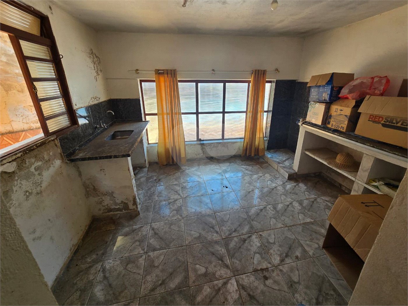 Casa à venda ou para alugar com 2 quartos em Vila Arruda, Itapetininga, SP