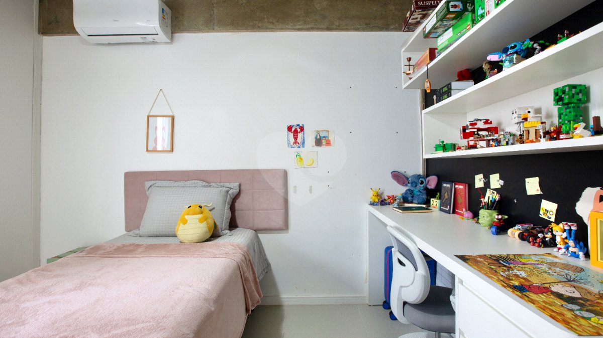 Casa à venda com 3 quartos, sendo 1 suíte, em Brooklin, São Paulo, SP