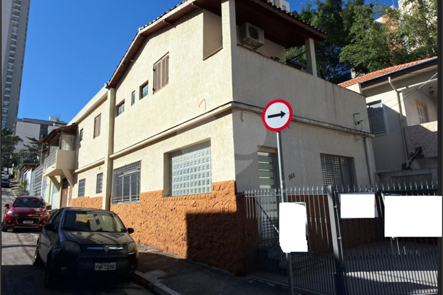 Sobrado à venda com 5 quartos, sendo 1 suíte,  em Santana, São Paulo, SP