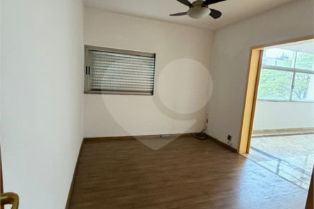 Apartamento à venda com 3 quartos, sendo 1 suíte, em Pinheiros, São Paulo, SP