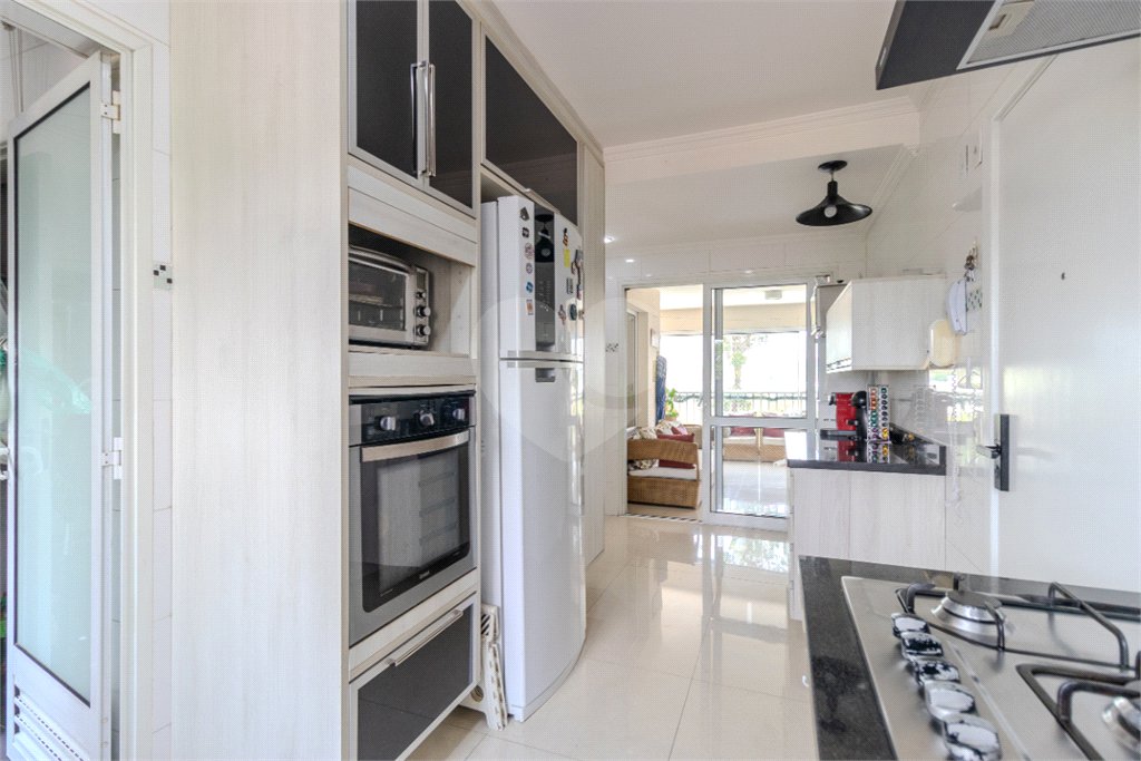 Apartamento à venda com 3 suítes em Campo Grande, São Paulo, SP