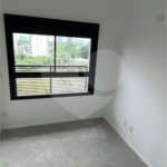 Apartamento à venda com 3 quartos, sendo 1 suíte, em Alto da Boa Vista, São Paulo, SP