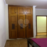 Casa à venda com 4 quartos, sendo 1 suíte, em Jardim Cruzeiro do Sul, São Carlos, SP