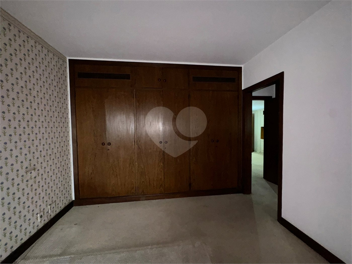 Apartamento à venda com 4 suítes em Jardim Marajoara, São Paulo, SP