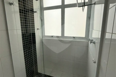 Triplex à venda ou para alugar com 3 suítes em Vila Suzana, São Paulo, SP