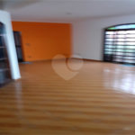 Casa à venda com 3 quartos, sendo 2 suítes, em Parada Inglesa, São Paulo, SP