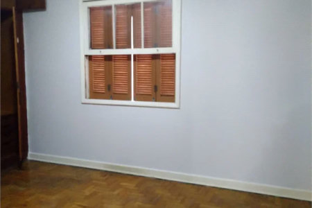 Sobrado à venda com 3 quartos em Vila Cordeiro, São Paulo, SP