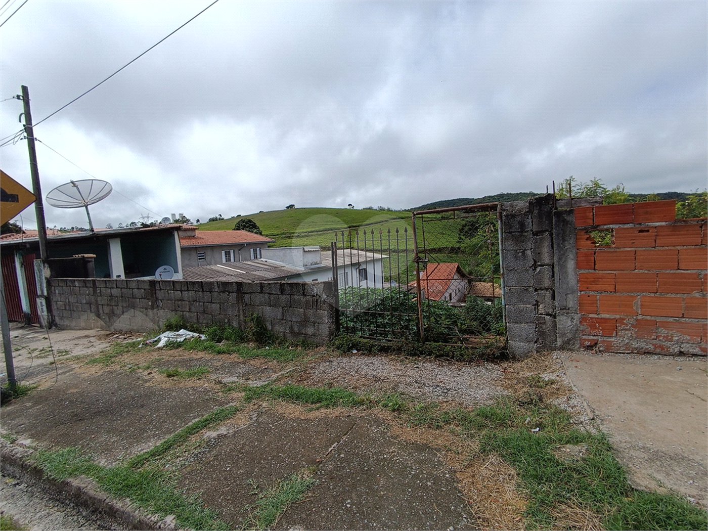 Terreno à venda em Jardim Vinhas do Sol (mailasqui), São Roque, SP