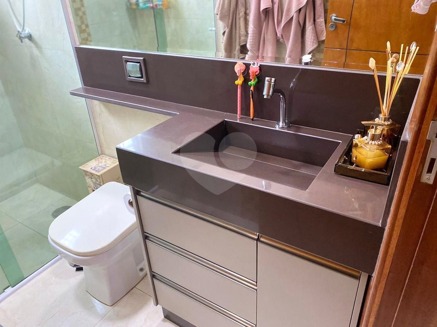 Casa à venda com 3 quartos, sendo 1 suíte, em Vila Miranda, Sumaré, SP