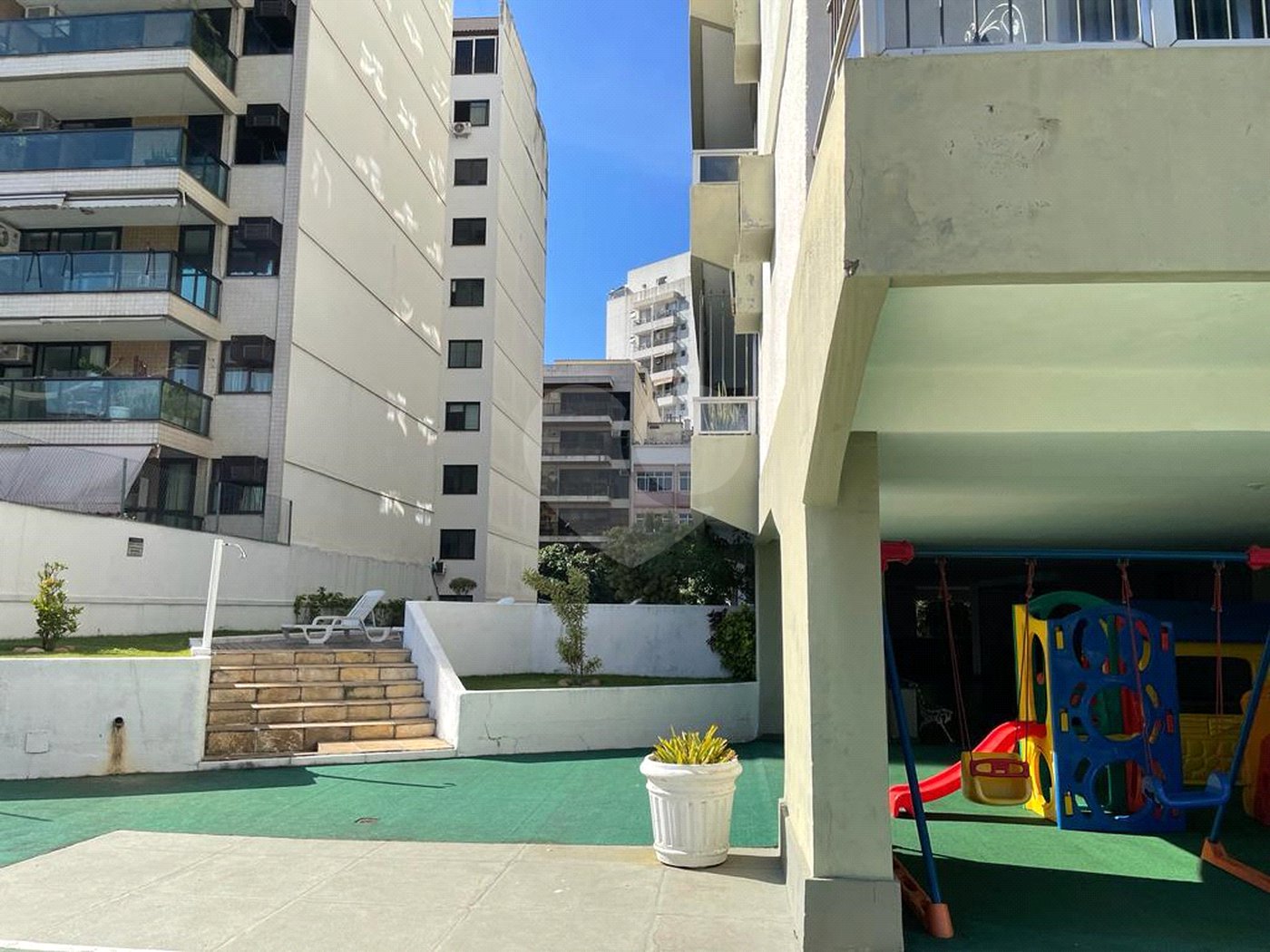 Apartamento à venda com 4 quartos, sendo 1 suíte, em Tijuca, Rio de Janeiro, RJ