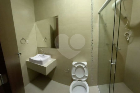 Casa à venda com 3 quartos no condomínio Villa D' Oro, Vinhedo - SP