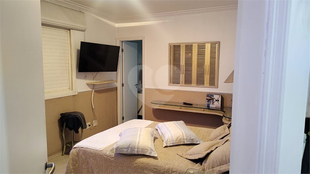 Apartamento à venda com 3 quartos, sendo 1 suíte, em Vila Augusta, Guarulhos, SP