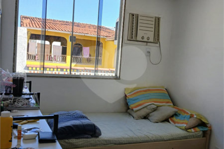 Casa à venda com 4 quartos, sendo 1 suíte, em Campo Grande, Rio de Janeiro, RJ