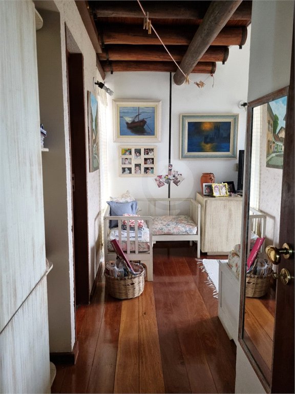 Apartamento à venda com 3 quartos, sendo 2 suítes, em Cônego, Nova Friburgo, RJ