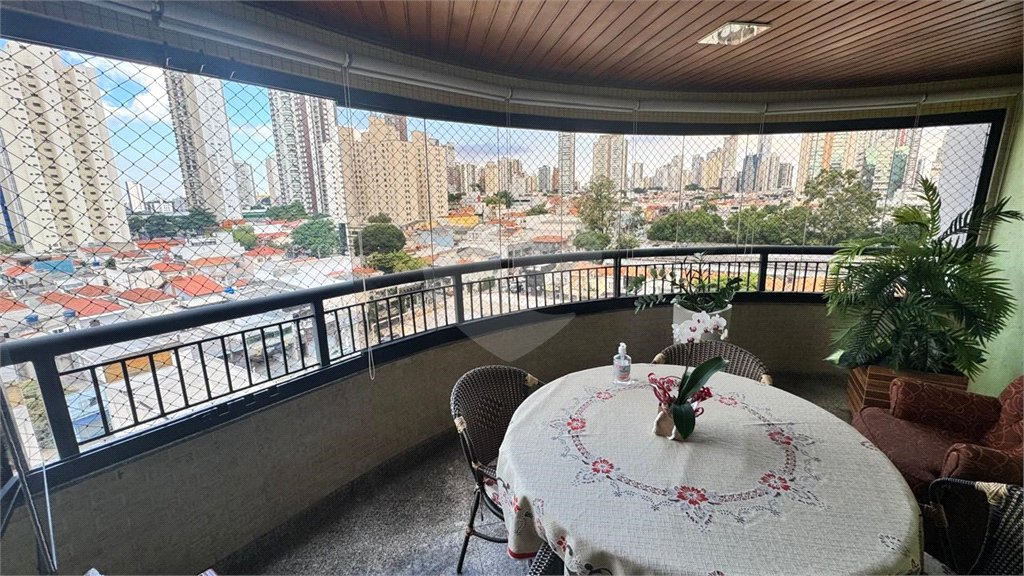 Apartamento para alugar com 3 suítes em Tatuapé, São Paulo, SP