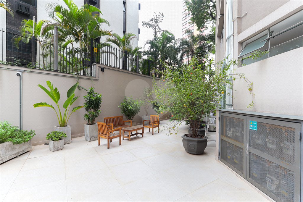 Apartamento à venda com 3 quartos, sendo 1 suíte, em Higienópolis, São Paulo, SP