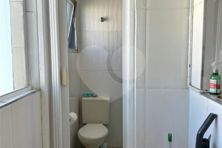 Apartamento à venda com 4 quartos, sendo 1 suíte, em Parque Tomas Saraiva, São Paulo, SP