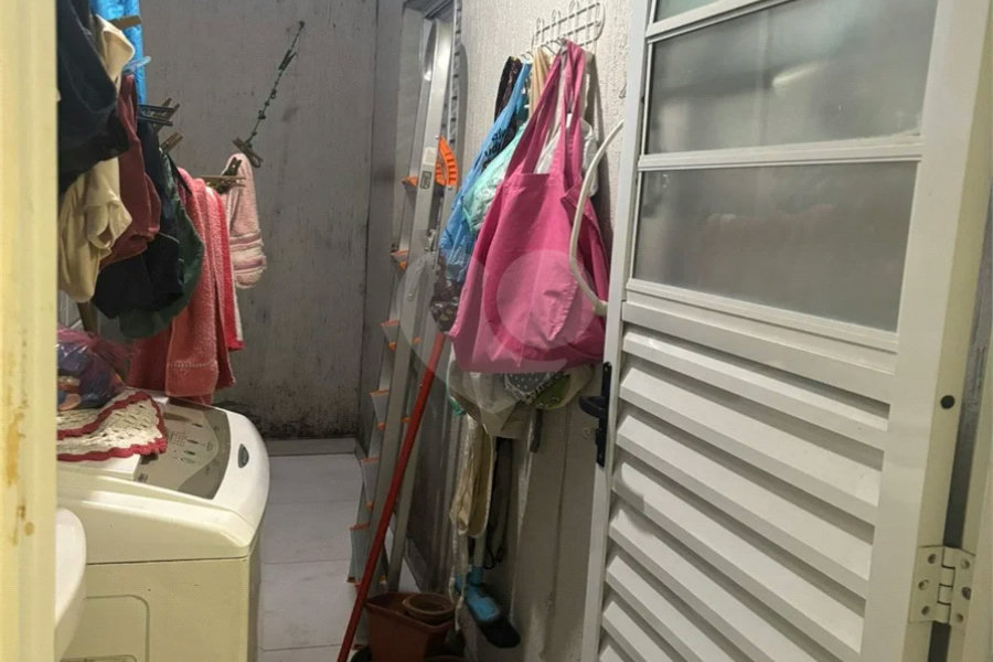 Casa à venda com 2 quartos no condomínio Residencial Fernandes, São Paulo - SP