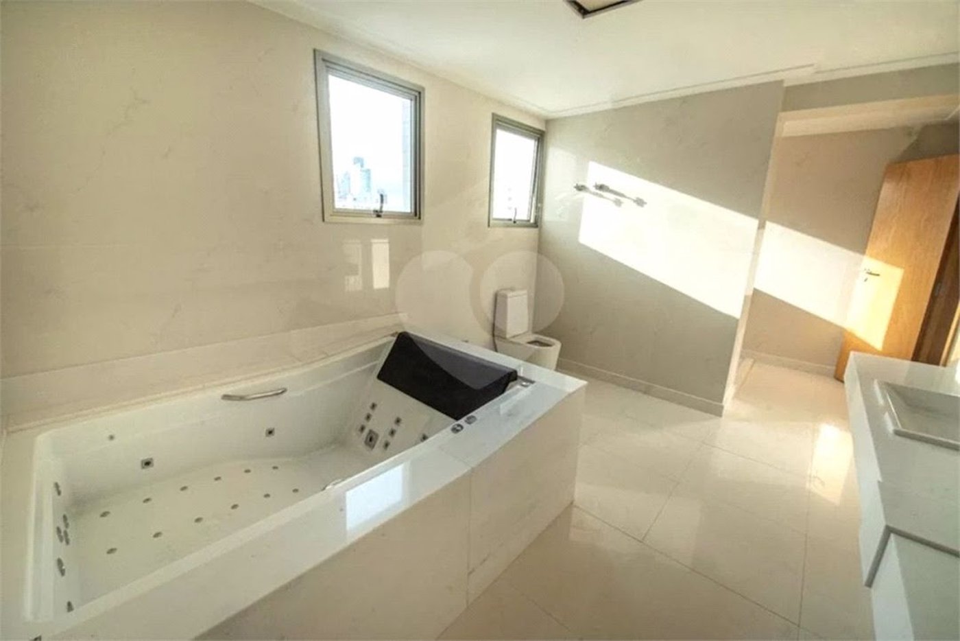 Apartamento Residencial à venda, Ponta da Praia, Santos - AP0507.