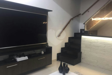 Sobrado à venda com 2 quartos em Santana, São Paulo, SP