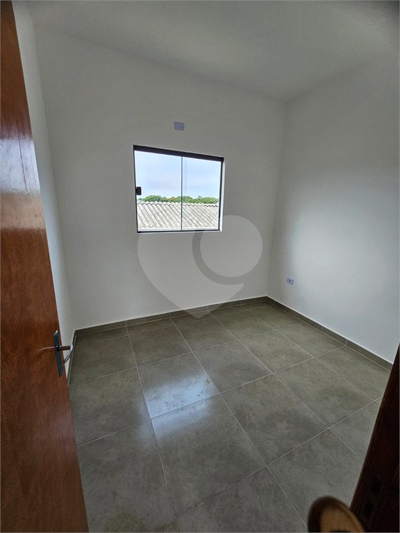 Sobrado à venda com 2 quartos em Maracanã, Praia Grande, SP