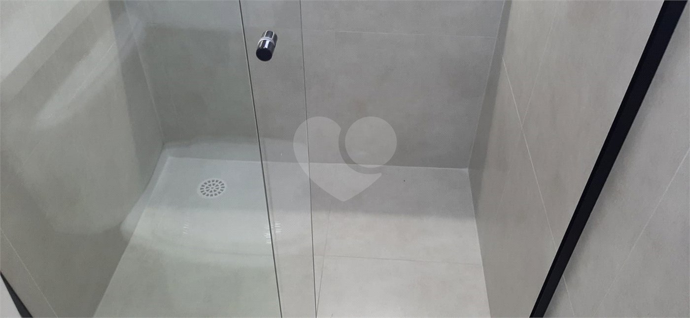 Sobrado à venda com 3 quartos, sendo 1 suíte,  em Vila Guilherme, São Paulo, SP