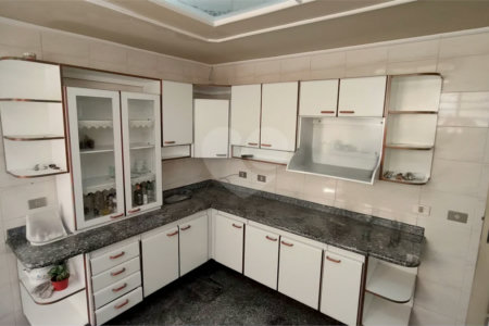 Sobrado à venda com 3 quartos, sendo 1 suíte, em Jardim São Paulo(zona Norte), São Paulo, SP