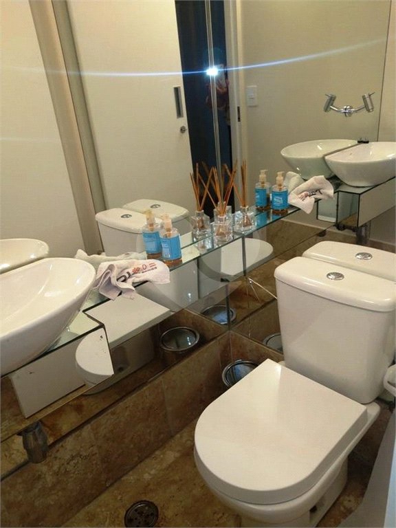 Casa à venda com 4 quartos, sendo 3 suítes, em Vila Tramontano, São Paulo, SP