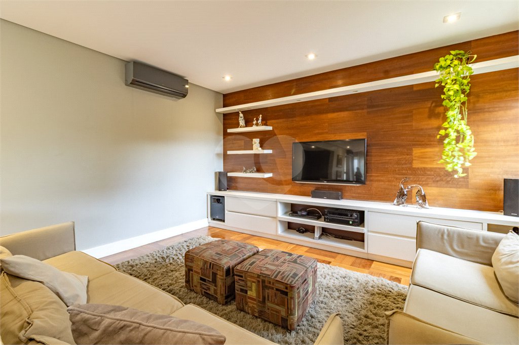 Apartamento à venda com 4 suítes em Vila Mariana, São Paulo, SP