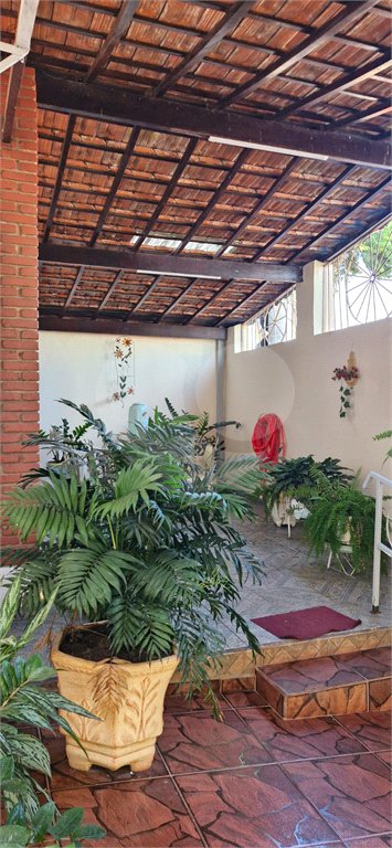 Casa à venda com 2 quartos, sendo 1 suíte, em Dona Edith Campos Fávero, Paulínia, SP