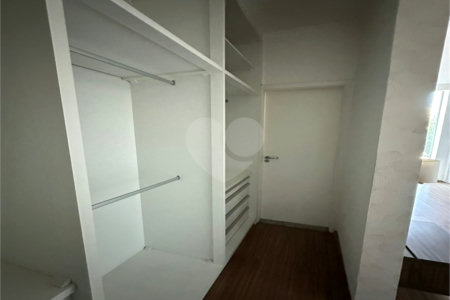 Casa à venda com 4 suítes no condomínio Golden Park Residence II, Sorocaba - SP