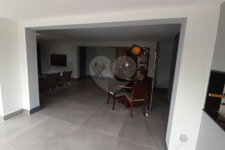 Apartamento à venda com 2 suítes em Jardim Caboré, São Paulo, SP