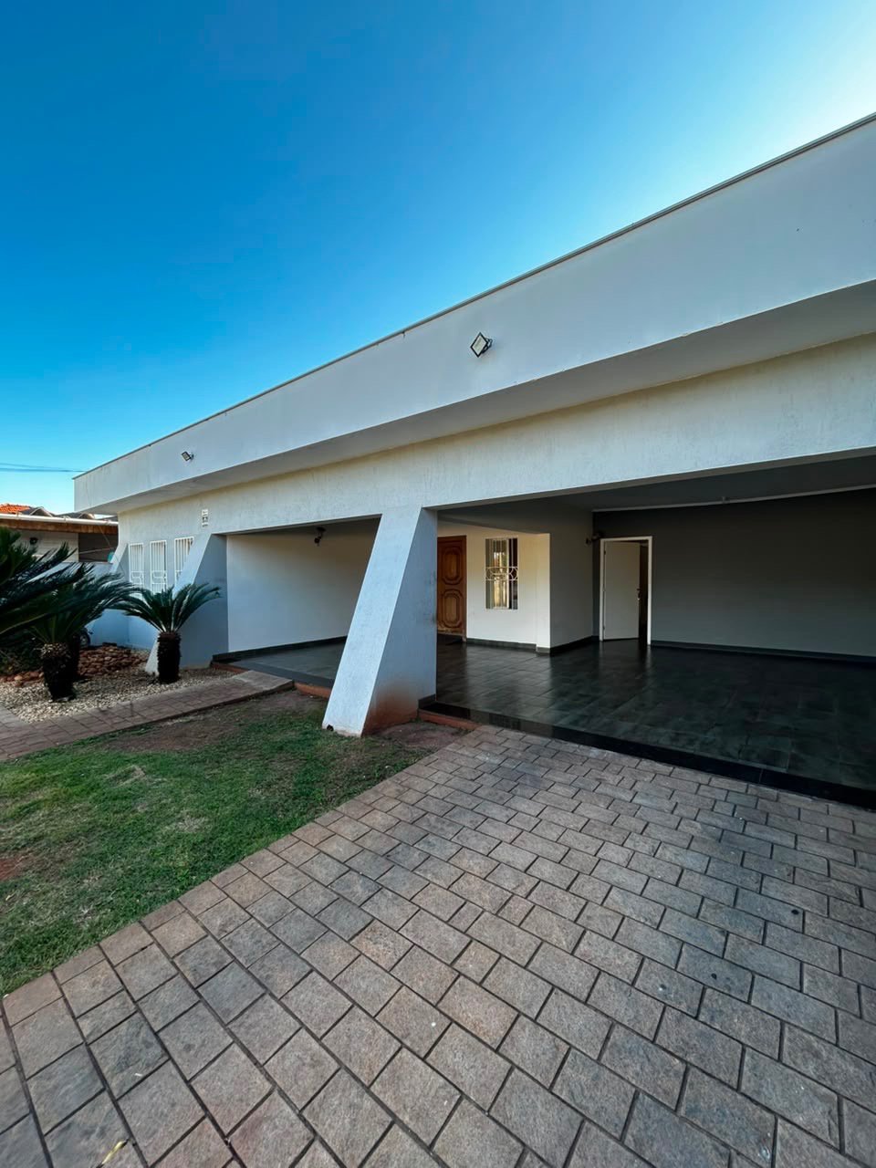 Casa à venda com 3 quartos, sendo 1 suíte,  em Vila Nova, Três Lagoas, MS