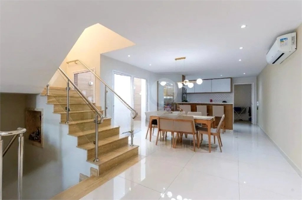 Casa à venda com 3 suítes em Vila Maria Alta, São Paulo, SP