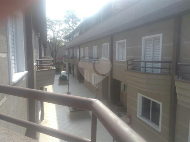 Casa à venda com 3 quartos, sendo 1 suíte,  no condomínio Algarve Residencial, São Paulo - SP