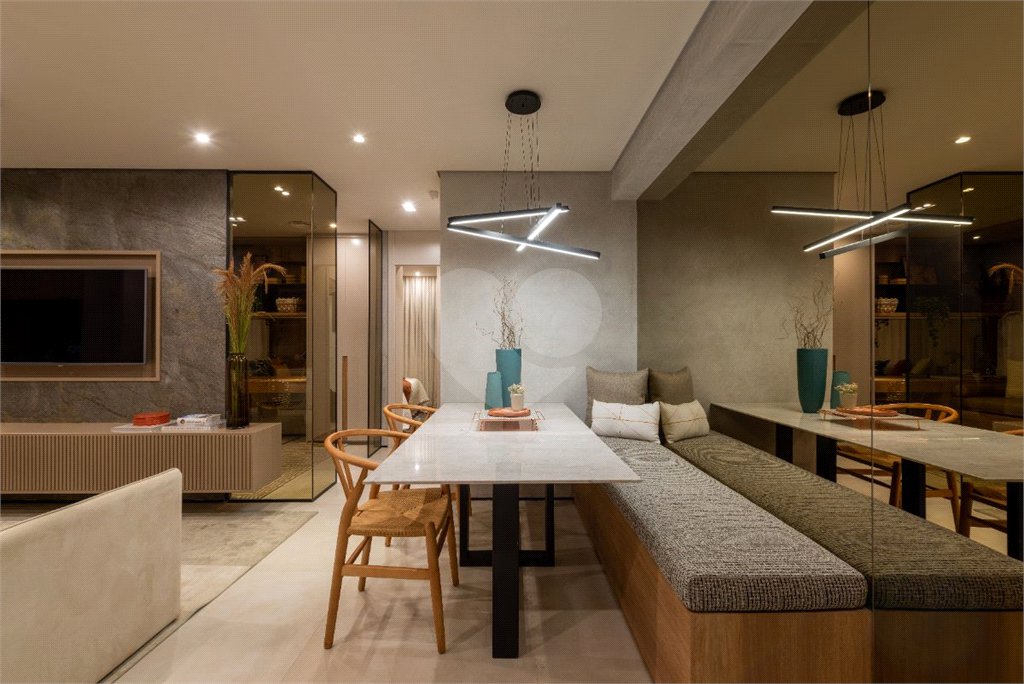 Apartamento à venda com 2 quartos em Santo Amaro, São Paulo, SP